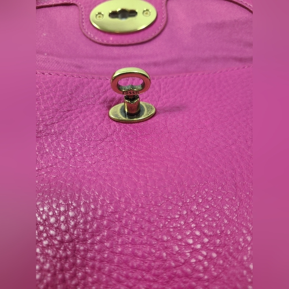 Fossil Monica SL5076690 Fuchsia Genuine Leather Convertible SM X-body/Clutch - Picture 3 of 7
